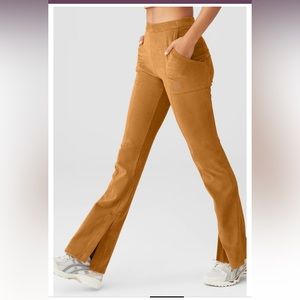 Alo yoga micro corduroy high waist winter break flare pant size xs toffee color